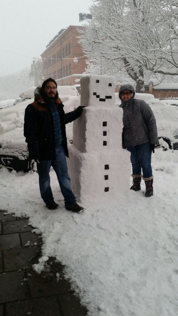 real-snowman-04
