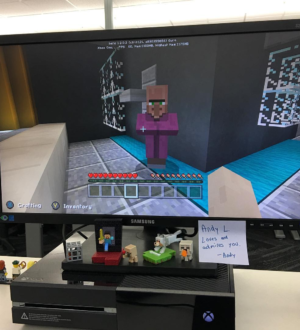 Minecraft для Xbox One сможет загружать аддоны с USB-диска